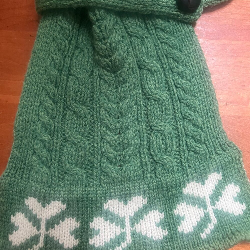 Irish Merino Wool Beanie and Scarf Set, Green with Shamrocks by Saol - Picture 2 of 11